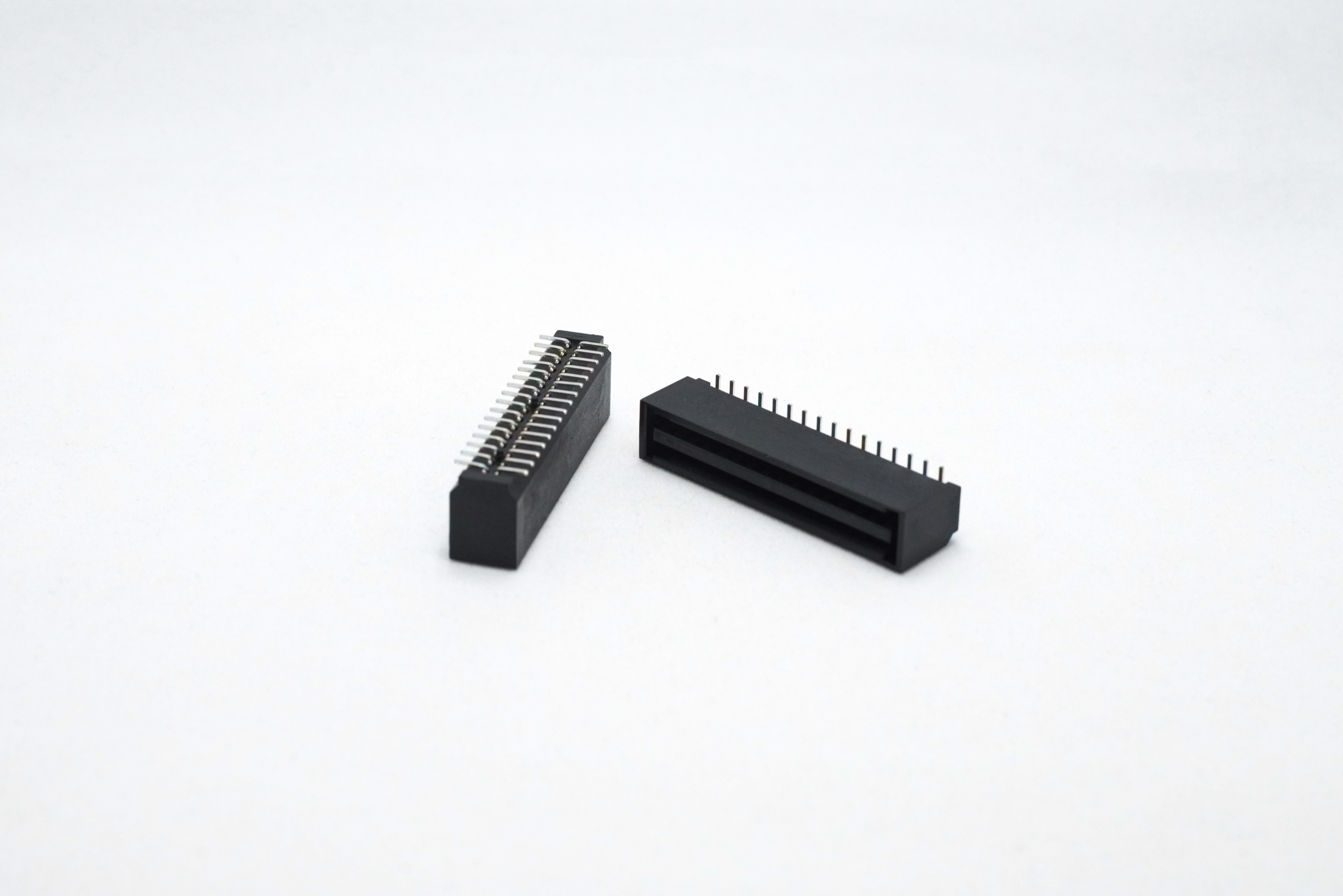 0.5mm Male 180 Degree Board To Board Connector PA6T For Pcb Customized